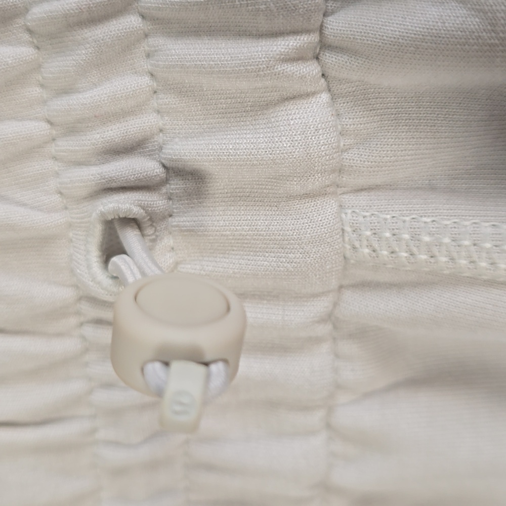 Lululemon Softstreme High Rise Shorts - Picture 2 of 9